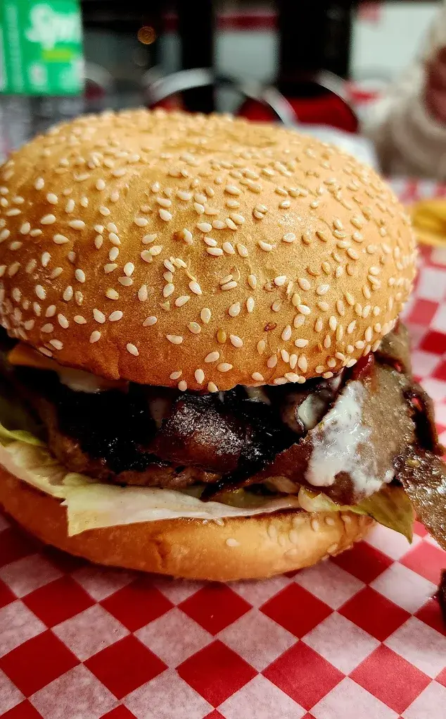 Donair Pizza with Mushrooms and Fresh Tomatoes near Argyll